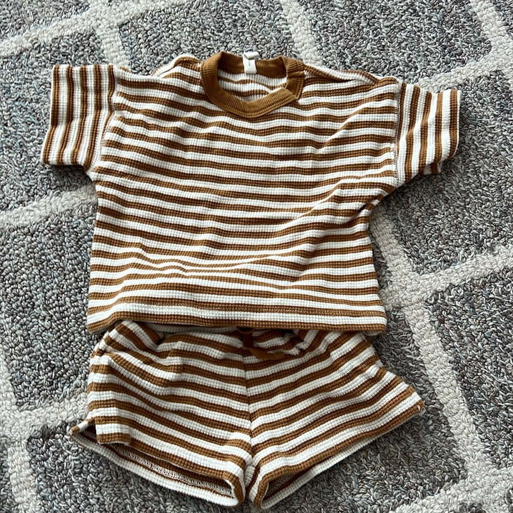 Quincy Mae outfit